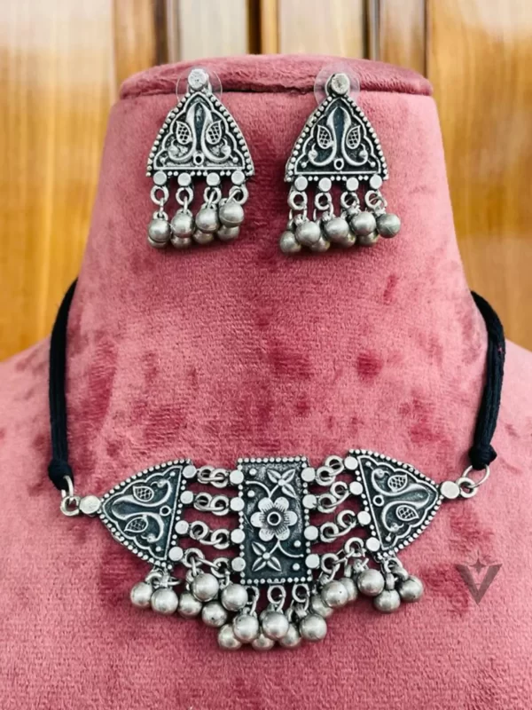 VON1004-p1 Oxidized Black Polish Choker Necklace Earrings Set