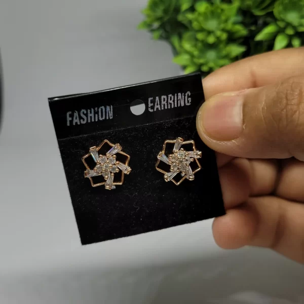 VWE1008-p1 Dazzling Simplicity Stud Earrings