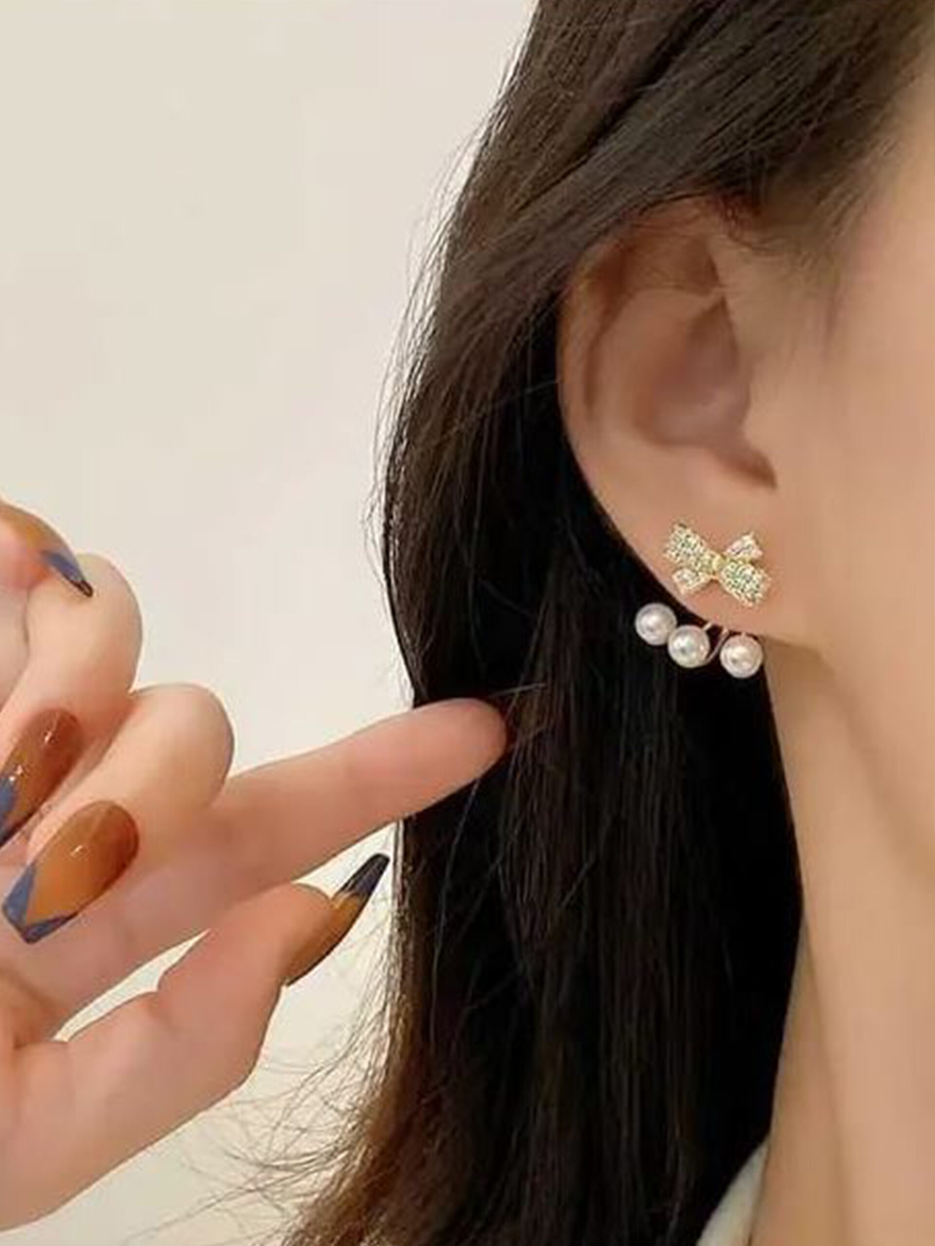VWE1029-p2 Cute Pearl Trendy Bow Stud Earrings