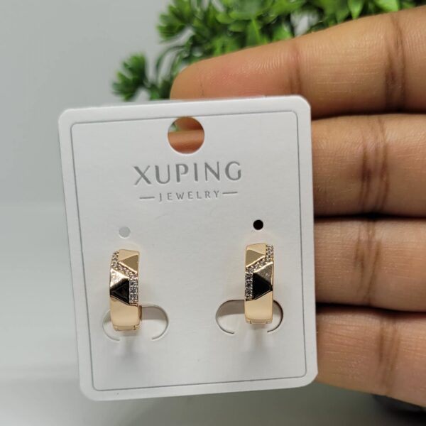 anti-tarnish-VTE1003-p2 Minimal Anti Tarnish Huggie Earrings