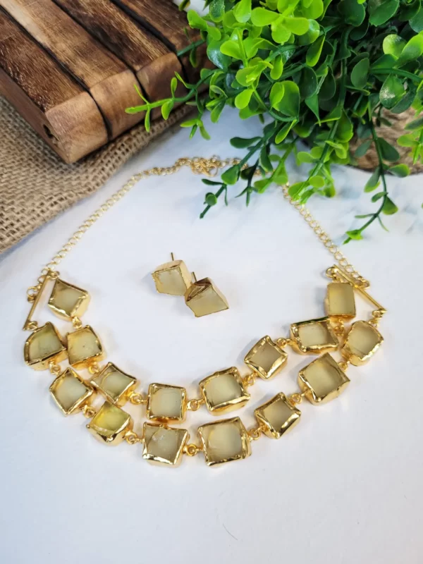 VRN002-p1 TerraTrove Raw Stone Necklaces