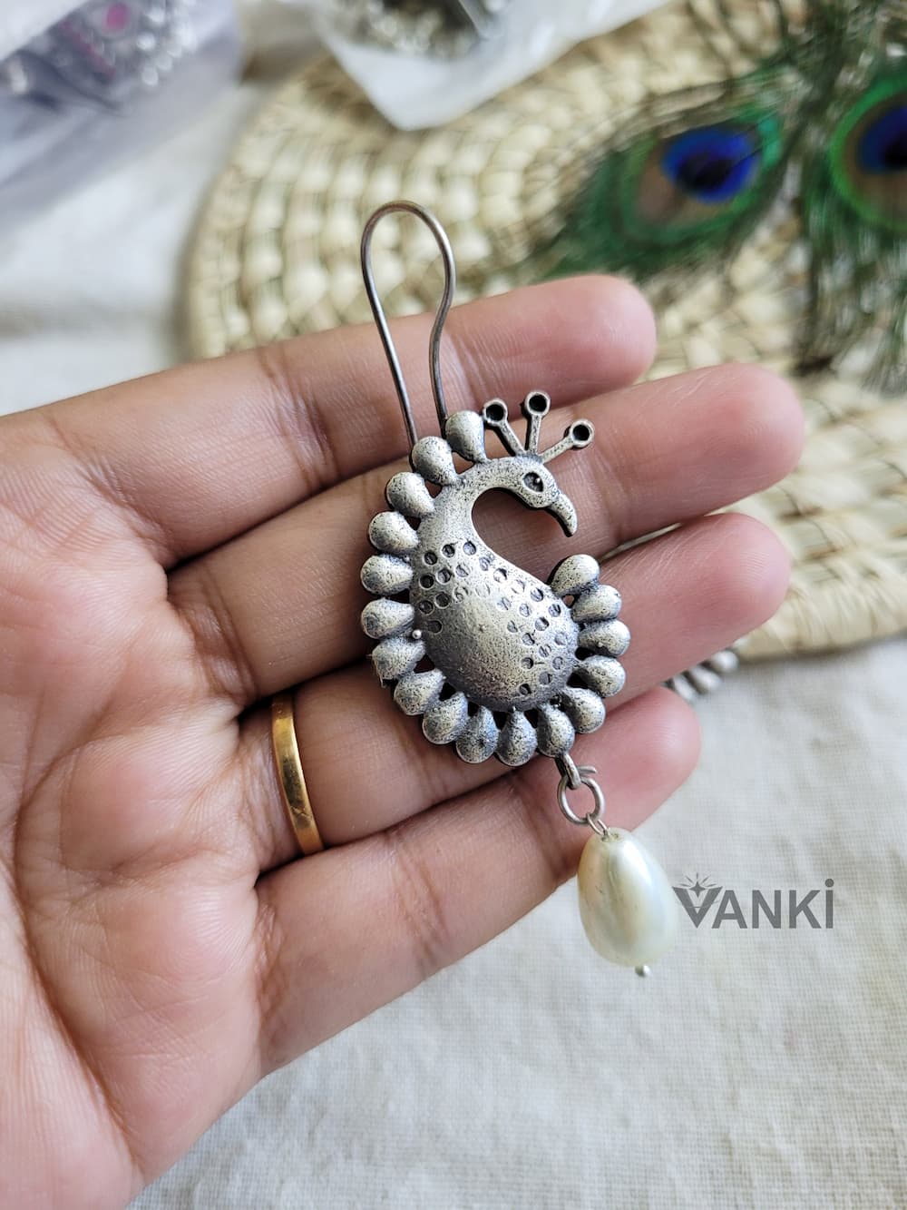 VSE1021_1 Song Bird Silver Replica Earrings