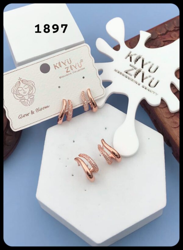 VTE1119 Vanki Anti Tarnish Stud Earrings