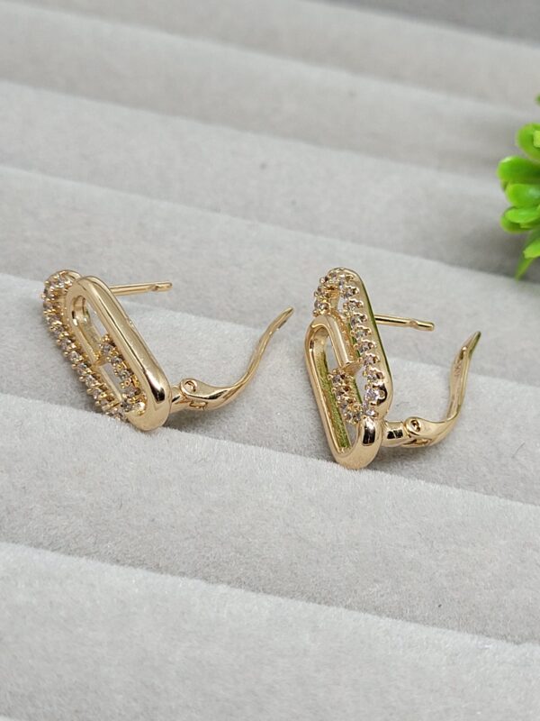 Sparkle Dots XP Latch Back Earrings