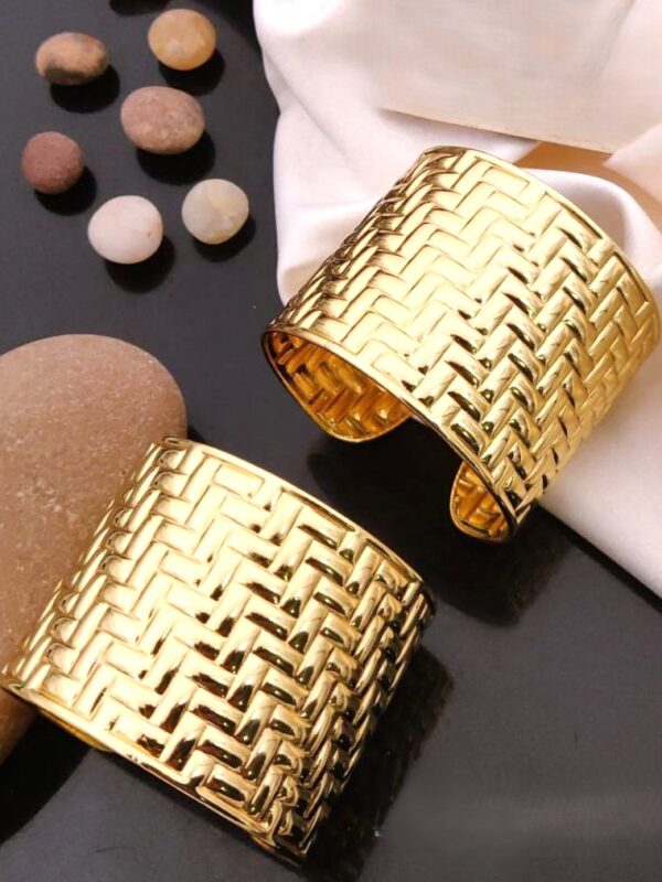 Anti-Tarnish Flora Petal Cuff  Bangle