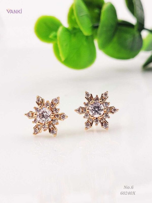 Vanki_Anti-Tarnish Earrings_8.1 Twirl & Glow Anti-Tarnish Studs
