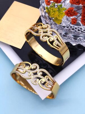 Lasting Legacy Anti-Tarnish Bangle