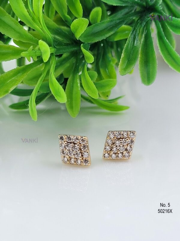 Vanki Tiny Treasures XP Stud