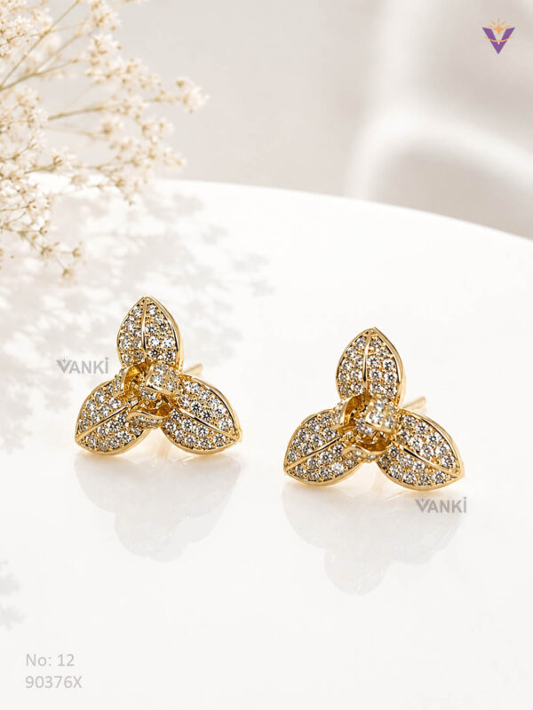 VANKI_XP_EARRINGS_12_1 Meow Spark XP Stud