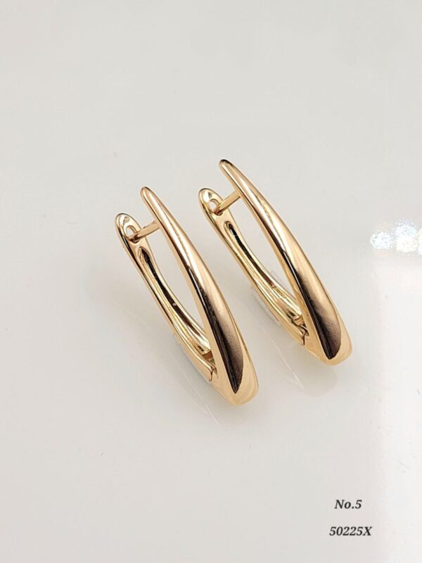 photo_2026-02-15_20-13-27 Dazzle Me Anti-Tarnish Earrings