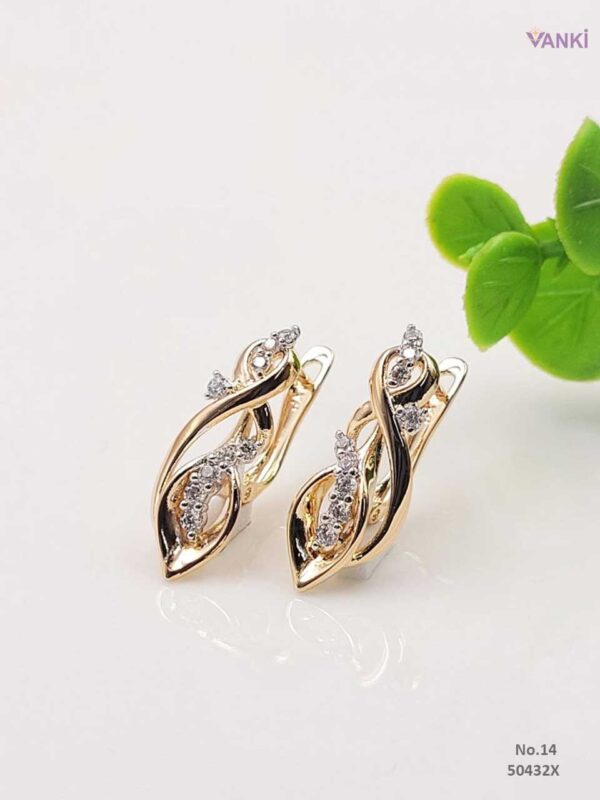 Vanki_Anti-Tarnish Earrings_4 Soft Shine Anti-Tarnish Earrings