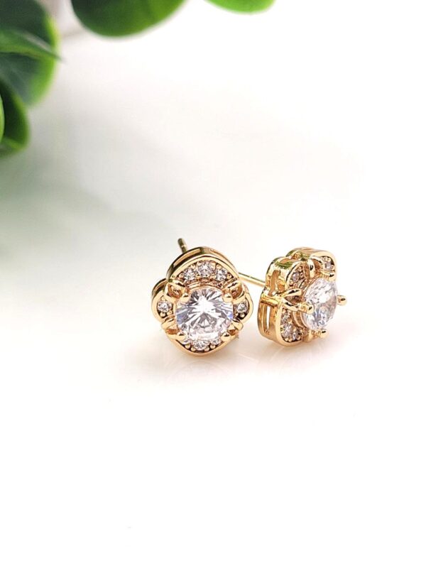 Vanki Crystal Royale Anti-Tarnish Earrings