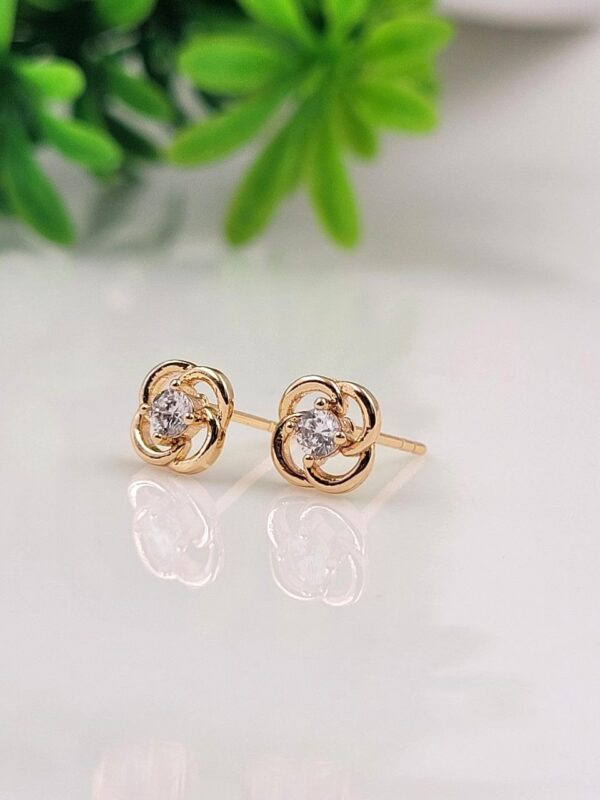 Anti-Tarnish Daisy Dots