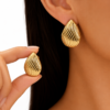 Elio Sculpted Gold Anti-Tarnish Earrings