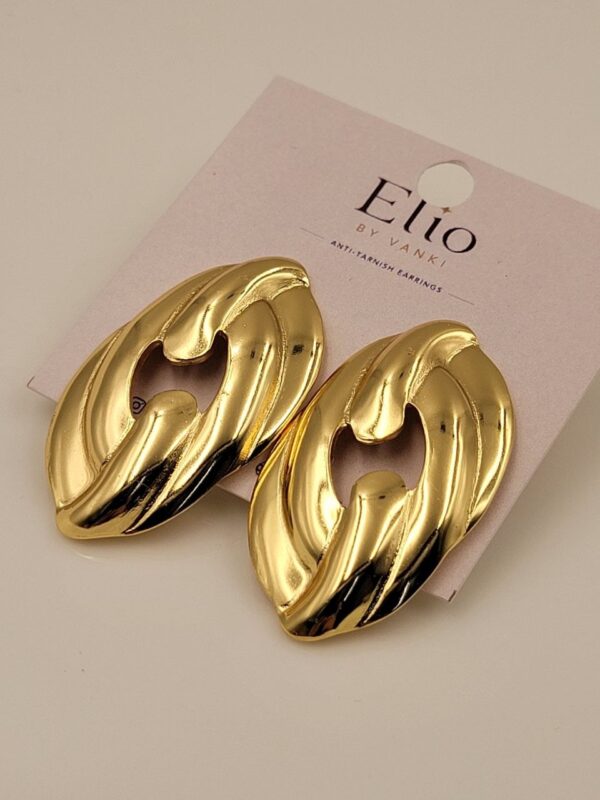 photo_2026-05-Q Elio Aviora Anti-Tarnish Stud Earrings