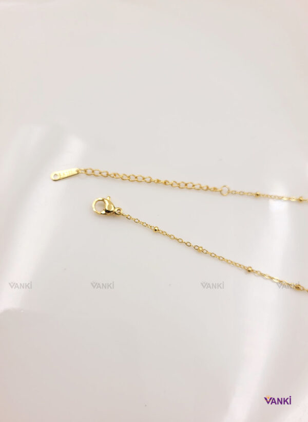 Vanki Anti-Tarnish Delicate Gold necklace_cOMMON Vanki Aura Necklaces