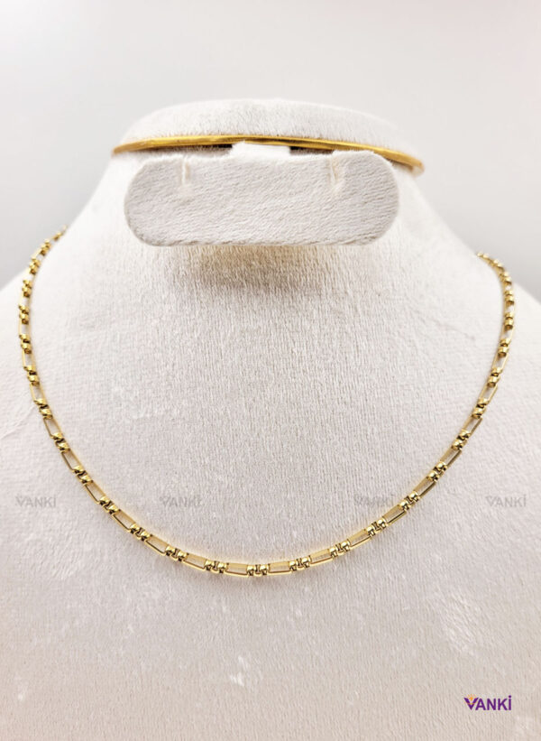 Vanki Anti-Tarnish Delicate Gold necklace_8.0 Vanki GoldTone Necklaces